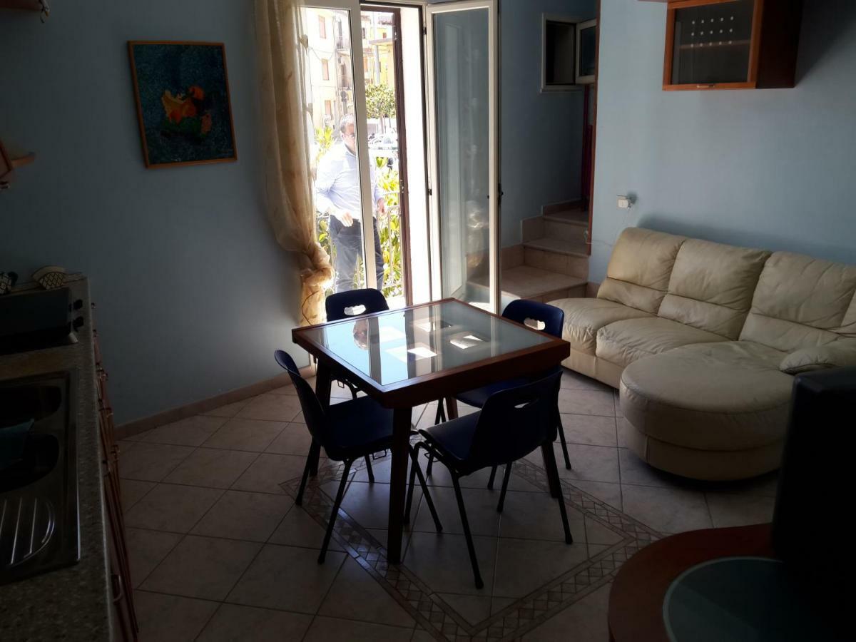شقة Casa Eleonora كامبوفيليتْشّي دي روتْشّي المظهر الخارجي الصورة