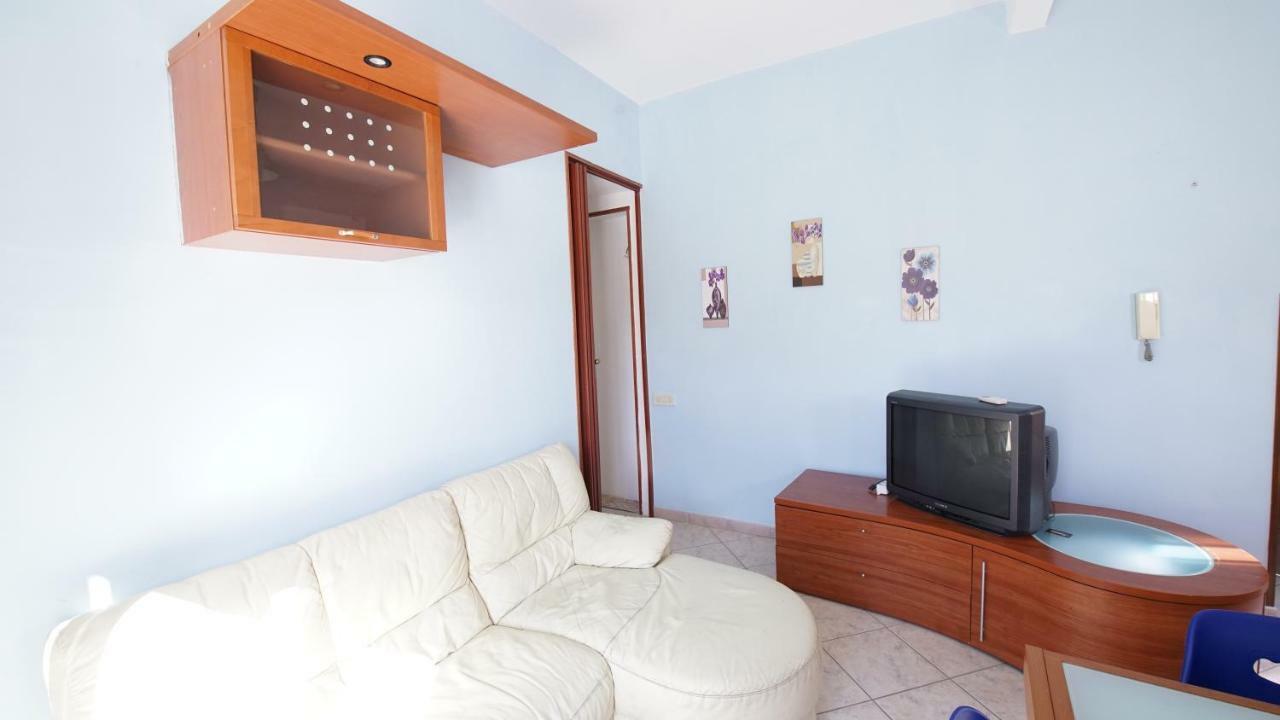شقة Casa Eleonora كامبوفيليتْشّي دي روتْشّي المظهر الخارجي الصورة